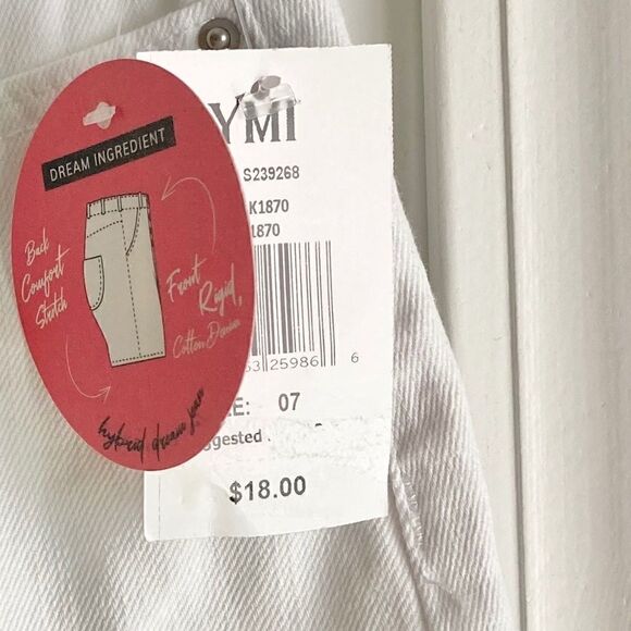 YMI Dream Collection Junior's Denim Jean Shorts White NWT size 7 - Picture 4 of 6